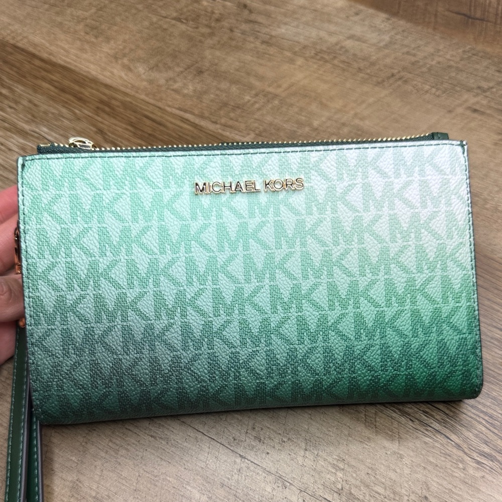 Michael Kors Jet Set Travel Moss Multi Signature Double Zip Wristlet - Picture 3 of 8